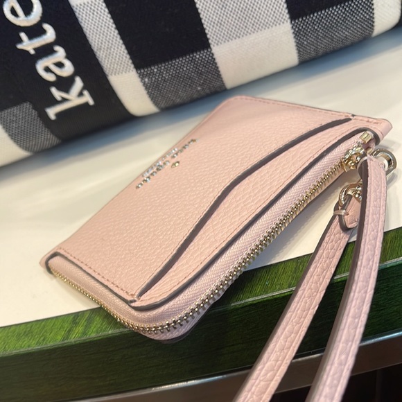 Kate Spade Leila Small Card Holder Wristlet
Rose Smoke - Picture 11 of 16